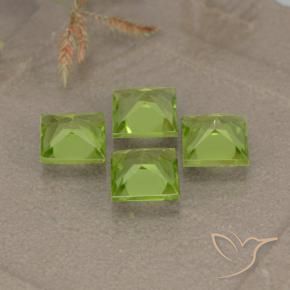 Shop natural 2.83ct ライトグリーン ペリドット gems, 四角形, from 中国 at GemSelect. In stock, global shipping!