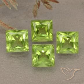 Shop natural 2.93ct ミディアムグリーン ペリドット gems, 四角形, from 中国 at GemSelect. In stock, global shipping!