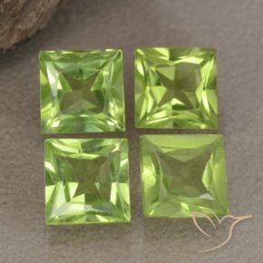 Shop natural 2.67ct ライブリーグリーン ペリドット gems, 四角形, from 中国 at GemSelect. In stock, global shipping!