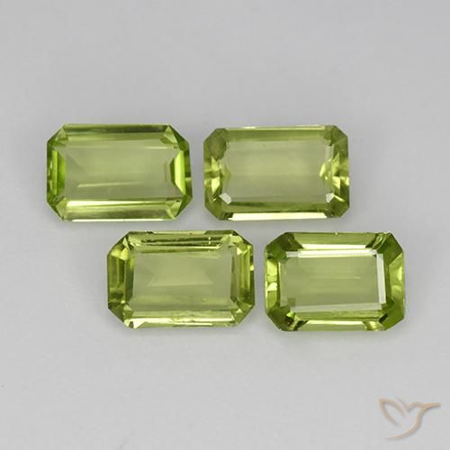 Shop natural 1.85ct ミディアムグリーン ペリドット gems, 八角形 / エメラルドカット, from 中国 at GemSelect. In stock, global shipping!