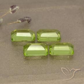 Shop natural 2.68ct ライブリーグリーン ペリドット gems, 八角形 / エメラルドカット, from 中国 at GemSelect. In stock, global shipping!
