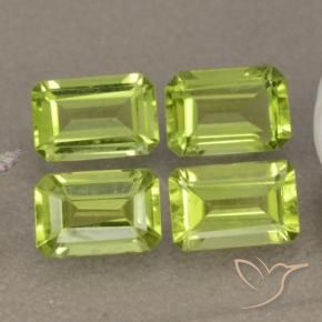 Shop natural 2.38ct ライブリー黄色がかった緑 ペリドット gems, 八角形 / エメラルドカット, from 中国 at GemSelect. In stock, global shipping!