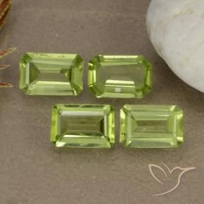 Shop natural 1.89ct ミディアムグリーン ペリドット gems, 八角形 / エメラルドカット, from 中国 at GemSelect. In stock, global shipping!