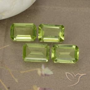 Shop natural 1.98ct ミディアムグリーン ペリドット gems, 八角形 / エメラルドカット, from 中国 at GemSelect. In stock, global shipping!
