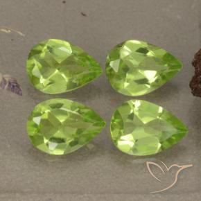 Shop natural 2.70ct ライブリーグリーン ペリドット gems, 洋梨の形, from 中国 at GemSelect. In stock, global shipping!