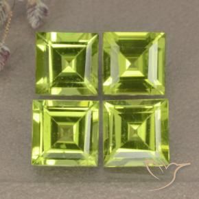 Shop natural 4.33ct ミディアムグリーン ペリドット gems, 四角形, from 中国 at GemSelect. In stock, global shipping!