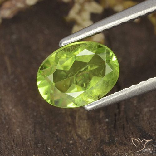1.38ct 天然 ミディアムグリーン ペリドット, 楕円形, VS