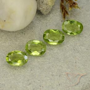 Shop natural 4.50ct ライブリーグリーン ペリドット gems, 楕円形, from 中国 at GemSelect. In stock, global shipping!
