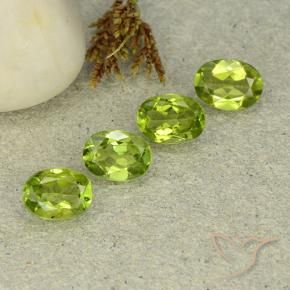Shop natural 4.90ct ライブリーグリーン ペリドット gems, 楕円形, from 中国 at GemSelect. In stock, global shipping!