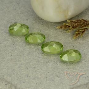 Shop natural 4.98ct ミディアムグリーン ペリドット gems, 楕円形, from 中国 at GemSelect. In stock, global shipping!
