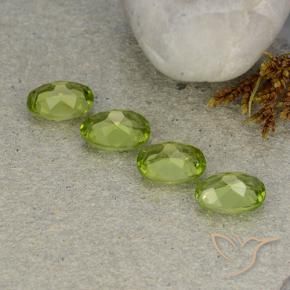 Shop natural 4.96ct ミディアムグリーン ペリドット gems, 楕円形, from 中国 at GemSelect. In stock, global shipping!