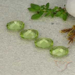 Shop natural 4.86ct ライブリーグリーン ペリドット gems, 楕円形, from 中国 at GemSelect. In stock, global shipping!