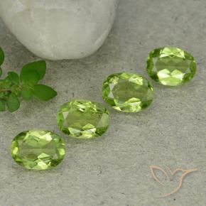 Shop natural 4.79ct ミディアムグリーン ペリドット gems, 楕円形, from 中国 at GemSelect. In stock, global shipping!