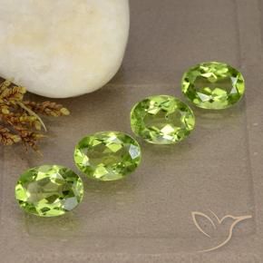 Shop natural 5.26ct ミディアムグリーン ペリドット gems, 楕円形, from 中国 at GemSelect. In stock, global shipping!