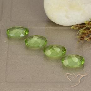 Shop natural 4.77ct ライブリーグリーン ペリドット gems, 楕円形, from 中国 at GemSelect. In stock, global shipping!