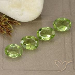 Shop natural 4.15ct 薄いライブリーグリーン ペリドット gems, 楕円形, from 中国 at GemSelect. In stock, global shipping!