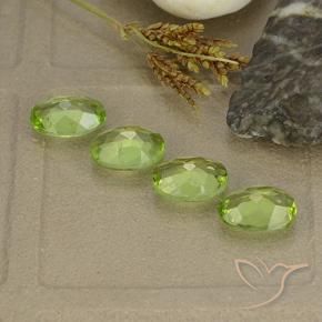 Shop natural 4.29ct ミディアムグリーン ペリドット gems, 楕円形, from 中国 at GemSelect. In stock, global shipping!