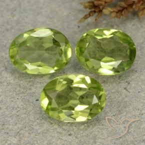 Shop natural 2.91ct ライブリーグリーン ペリドット gems, 楕円形, from 中国 at GemSelect. In stock, global shipping!
