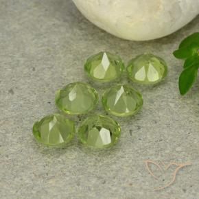 Shop natural 2.87ct 黄みがかったグリーン ペリドット gems, ラウンド, from 中国 at GemSelect. In stock, global shipping!