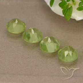 Shop natural 2.14ct ミディアムグリーン ペリドット gems, ラウンド, from 中国 at GemSelect. In stock, global shipping!