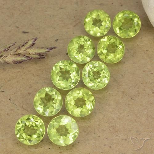 Shop natural 4.75ct ライムグリーン ペリドット gems, ラウンド, from 中国 at GemSelect. In stock, global shipping!