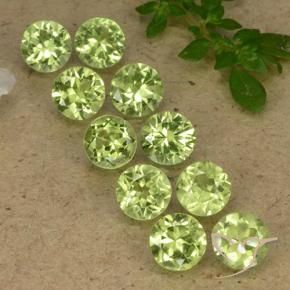 Shop natural 4.19ct 薄いライブリーグリーン ペリドット gems, ラウンド, from 中国 at GemSelect. In stock, global shipping!