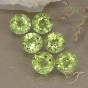 Shop natural 2.98ct 薄いライブリーグリーン ペリドット gems, ラウンド, from 中国 at GemSelect. In stock, global shipping!
