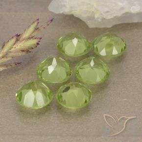 Shop natural 3.17ct 薄いライブリーグリーン ペリドット gems, ラウンド, from 中国 at GemSelect. In stock, global shipping!