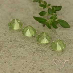 Shop natural 1.95ct 薄いライブリーグリーン ペリドット gems, ラウンド, from 中国 at GemSelect. In stock, global shipping!