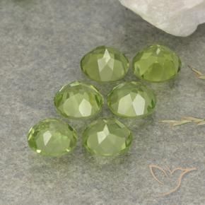 Shop natural 2.58ct ライトグリーン ペリドット gems, ラウンド, from 中国 at GemSelect. In stock, global shipping!