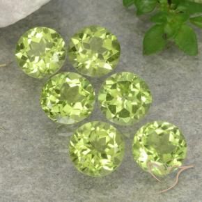Shop natural 2.44ct ライトグリーン ペリドット gems, ラウンド, from 中国 at GemSelect. In stock, global shipping!