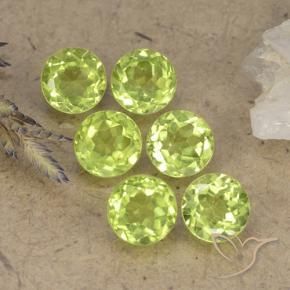Shop natural 2.52ct 薄いライブリーグリーン ペリドット gems, ラウンド, from 中国 at GemSelect. In stock, global shipping!