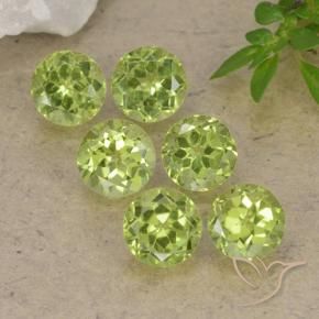 Shop natural 2.72ct 薄いライブリーグリーン ペリドット gems, ラウンド, from 中国 at GemSelect. In stock, global shipping!