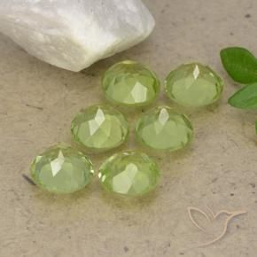 Shop natural 2.51ct 薄いライブリーグリーン ペリドット gems, ラウンド, from 中国 at GemSelect. In stock, global shipping!