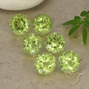 Shop natural 2.67ct 薄いライブリーグリーン ペリドット gems, ラウンド, from 中国 at GemSelect. In stock, global shipping!