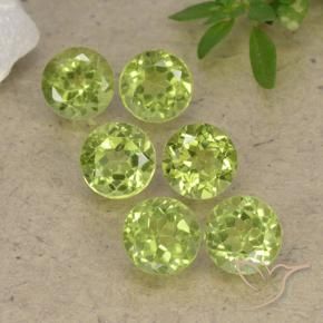 Shop natural 2.57ct 薄いライブリーグリーン ペリドット gems, ラウンド, from 中国 at GemSelect. In stock, global shipping!