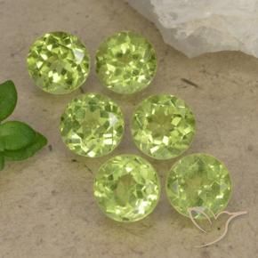 Shop natural 2.65ct 薄いライブリーグリーン ペリドット gems, ラウンド, from 中国 at GemSelect. In stock, global shipping!