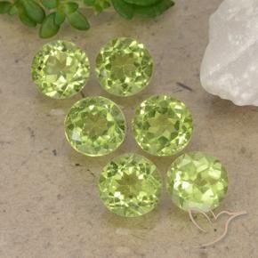 Shop natural 2.66ct 薄いライブリーグリーン ペリドット gems, ラウンド, from 中国 at GemSelect. In stock, global shipping!