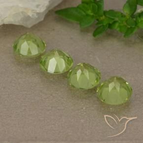 Shop natural 1.75ct ライトグリーン ペリドット gems, ラウンド, from 中国 at GemSelect. In stock, global shipping!