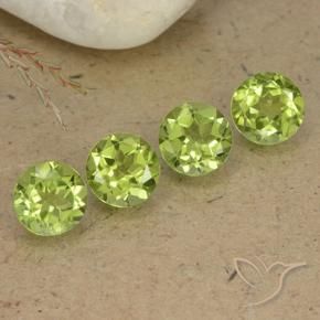 Shop natural 3.24ct ライトグリーン ペリドット gems, ラウンド, from 中国 at GemSelect. In stock, global shipping!