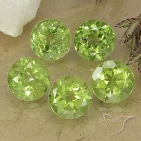 Shop natural 4.77ct 薄いライブリーグリーン ペリドット gems, ラウンド, from 中国 at GemSelect. In stock, global shipping!