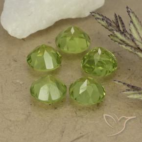 Shop natural 4.75ct 薄いライブリーグリーン ペリドット gems, ラウンド, from 中国 at GemSelect. In stock, global shipping!