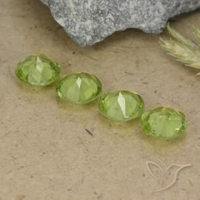 Shop natural 2.91ct 薄いライブリーグリーン ペリドット gems, ラウンド, from 中国 at GemSelect. In stock, global shipping!