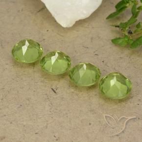 Shop natural 3.25ct ライトグリーン ペリドット gems, ラウンド, from 中国 at GemSelect. In stock, global shipping!
