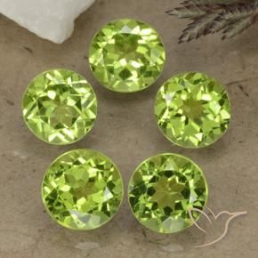 Shop natural 3.93ct ライブリーグリーン ペリドット gems, ラウンド, from 中国 at GemSelect. In stock, global shipping!