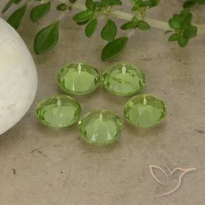 Shop natural 3.73ct 薄いライブリーグリーン ペリドット gems, ラウンド, from 中国 at GemSelect. In stock, global shipping!