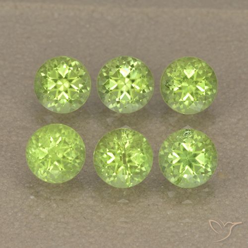 Shop natural 1.83ct ライトグリーン ペリドット gems, ラウンド, from 中国 at GemSelect. In stock, global shipping!