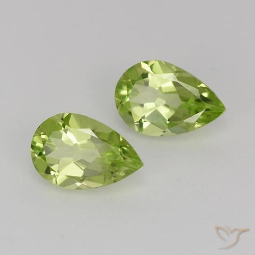 Shop natural 0.83ct 薄いライブリーグリーン ペリドット gems, 洋梨の形, from 中国 at GemSelect. In stock, global shipping!
