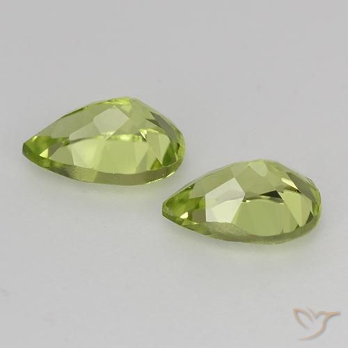 Shop natural 0.94ct ライトグリーン ペリドット gems, 洋梨の形, from 中国 at GemSelect. In stock, global shipping!