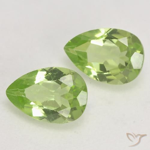 Shop natural 0.89ct 薄いライブリーグリーン ペリドット gems, 洋梨の形, from 中国 at GemSelect. In stock, global shipping!
